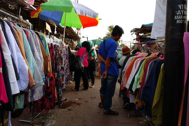 Sandi Bilang Tanah Abang Rapi, tetapi Sore Tadi Tetap Saja Semrawut