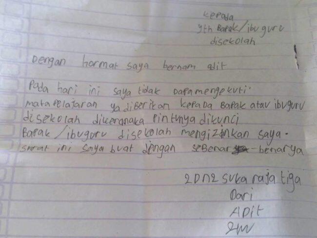 8 Surat izin tak masuk sekolah ini isinya bikin ketawa ngakak