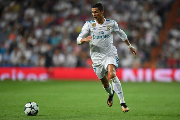 Ronaldo dan Neymar Ulangi Rekor di Liga Champions 20 Tahun Silam