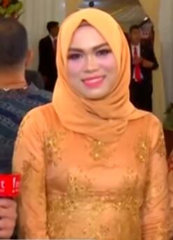 Pernikahan Bobby-Kahiyang : Cerita menarik dari sudut pandang adat batak