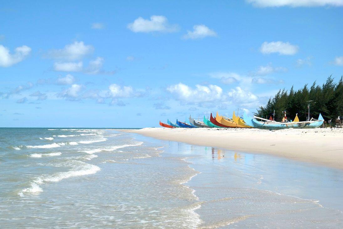 Pulau Belitung? Pantai Biasa Doang Kan? Eitss... Baca Dulu Dong