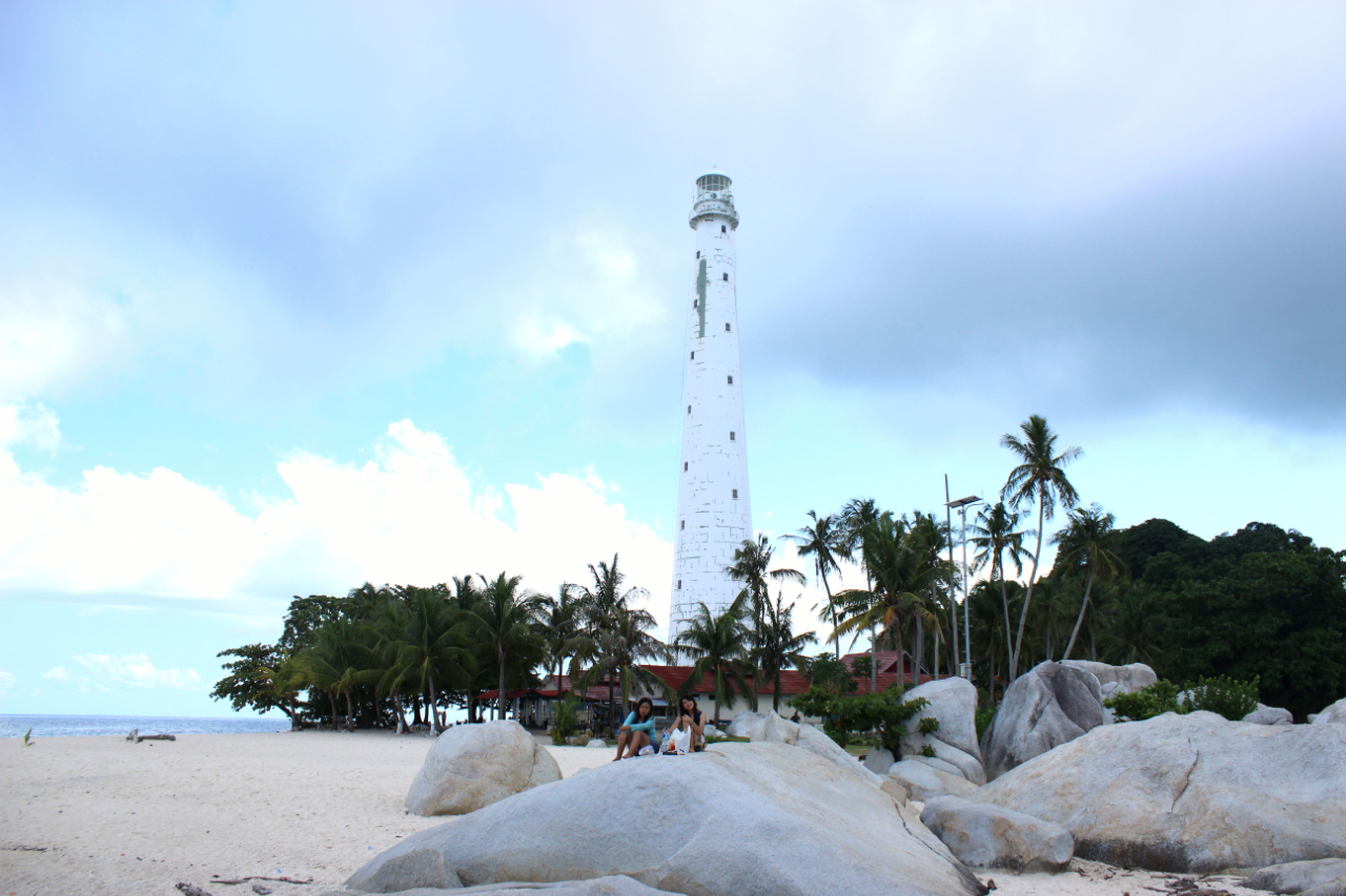 Pulau Belitung? Pantai Biasa Doang Kan? Eitss... Baca Dulu Dong
