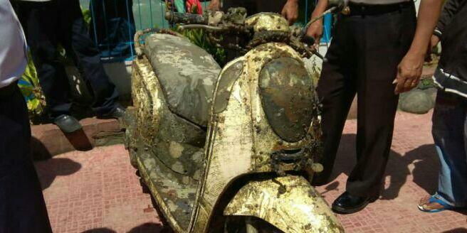 Misteri motor Honda Scoopy di dasar laut