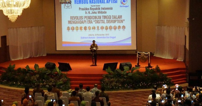 Jokowi Minta Dosen-dosen 'Se-update' Google