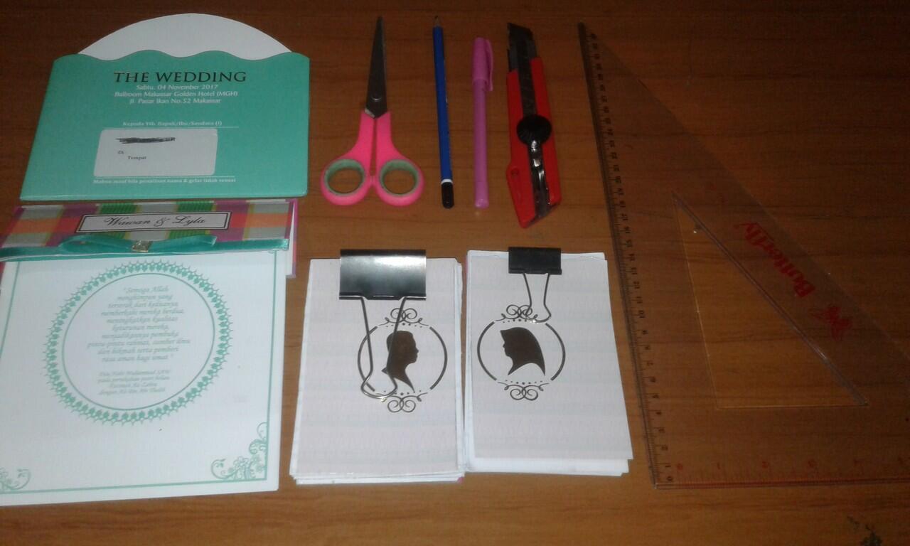 &#91;DIY EVENT&#93; Membuat Notes Mini Dari Kertas Bekas di Kantor & Undangan Nikah Mantan