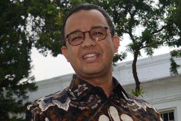 Anjing Menggonggong, Anies Tetap Berlalu