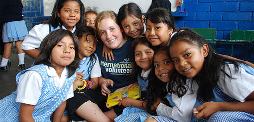 Cara-cara Seru dan Asik Mendapatkan Uang Ketika Sedang Traveling