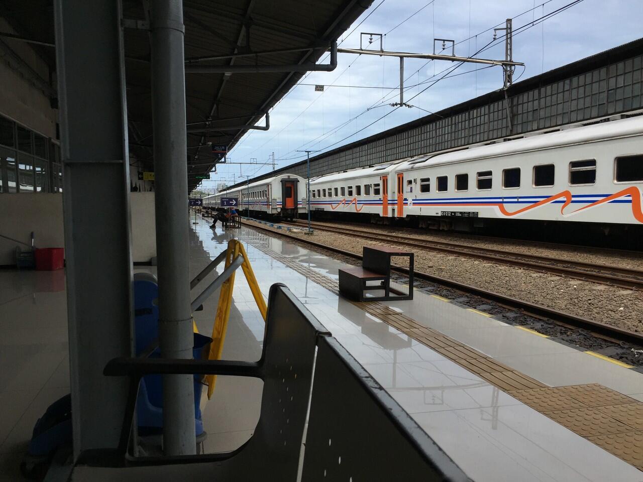 Tipe-Tipe Penumpang Kereta Api Yang Bisa Kita Temui