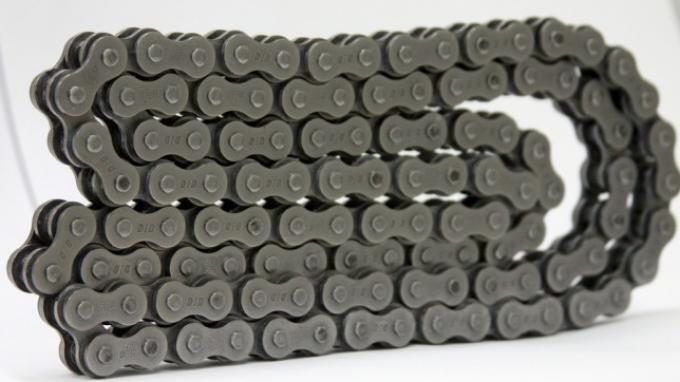 Ini Dampaknya Jika Rantai Motor Sering Dilumasi Pakai Oli Bekas