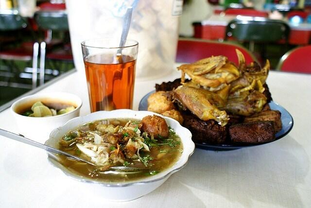 Libur Akhir Tahun, Catat Daftar 11 Soto Enak di Nusantara Ini