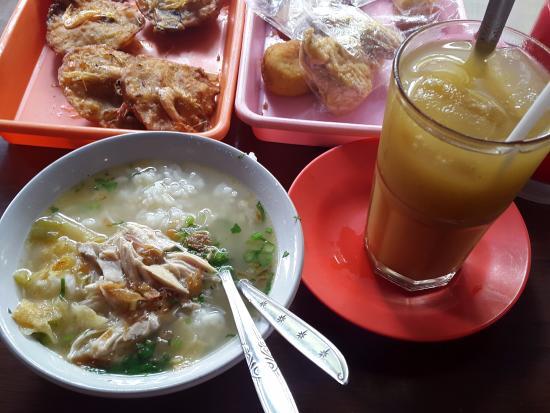 Libur Akhir Tahun, Catat Daftar 11 Soto Enak di Nusantara Ini