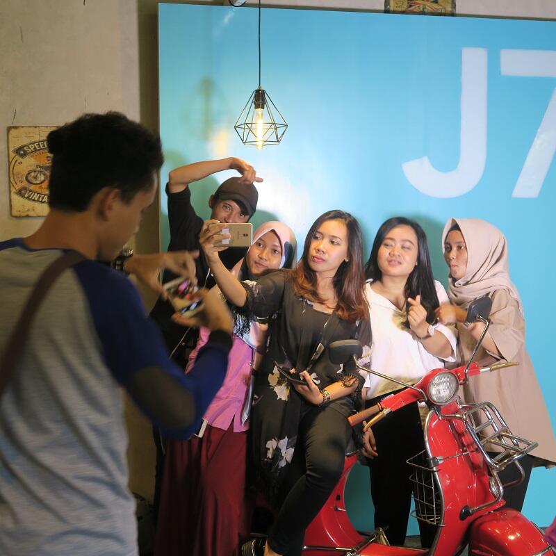 &#91;Field Report&#93; KTL Samsung J7+ ini tips rahasia bikin feed kamu kekinian
