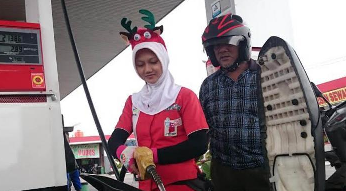 MUI Imbau Pengusaha Tak Minta Karyawannya Pakai Atribut Natal
