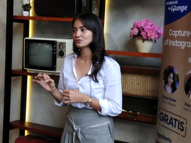&#91;Field Report&#93; KTL Samsung J7+ | Diprivat Dinda Kirana dan Enzy Storia !