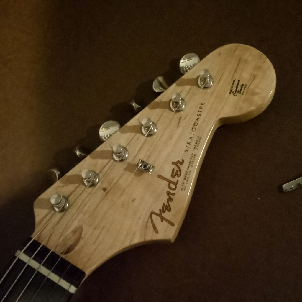 Fender Ane Asli Atau Palsu