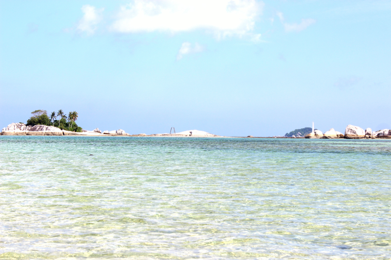 Pulau Belitung? Pantai Biasa Doang Kan? Eitss... Baca Dulu Dong