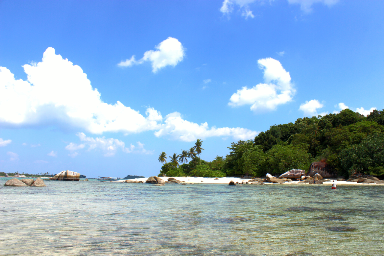 Pulau Belitung? Pantai Biasa Doang Kan? Eitss... Baca Dulu Dong