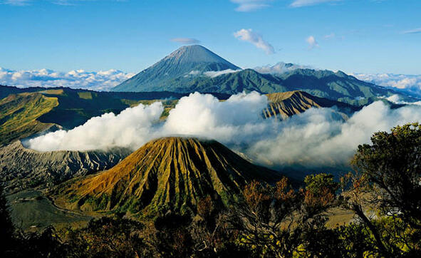 Enam Tempat Menakjubkan di Indonesia, tapi Bukan Bali