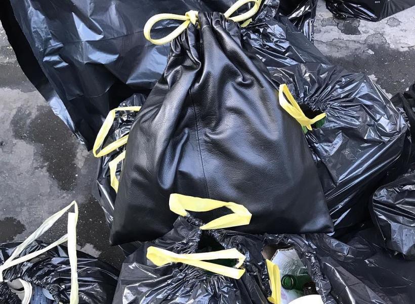 Tempat sampah plastik termahal