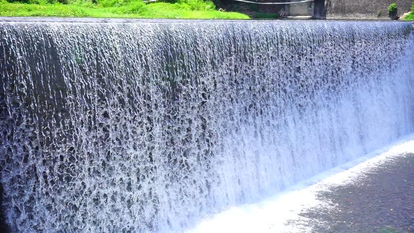 Gak Sangka! Di Bali, Ada Bendungan Seindah Ini!