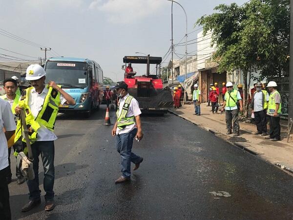 Keren!!! Sampah Plastik Bisa Diolah Jadi Bahan Campuran Aspal