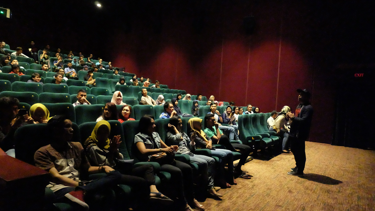 Nobar Keluarga Tak Kasat Mata di Makassar, Serem Gan?