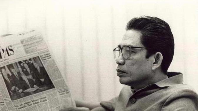 Kisah 3 Tokoh Indonesia Teladan Antikorupsi