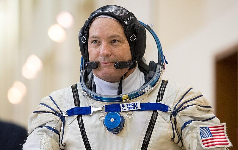 Jadwal Peluncuran : Astronot