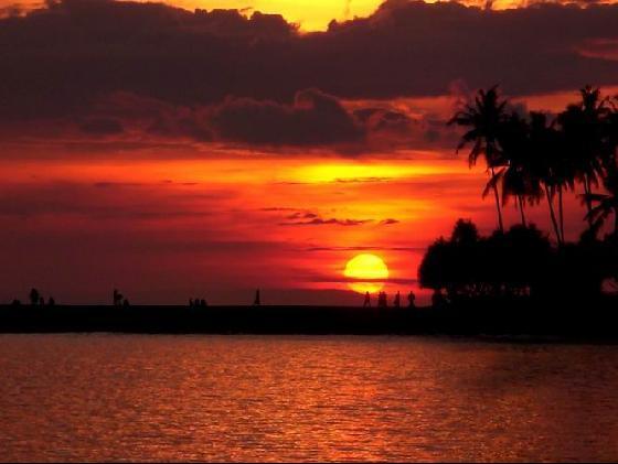 Destinasi Wisata Terbaik untuk Melihat Sunset di Indonesia