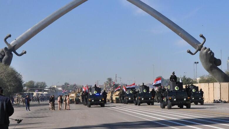 Foto: Meriahnya Parade Militer Irak Rayakan Kemenangan Atas ISIS