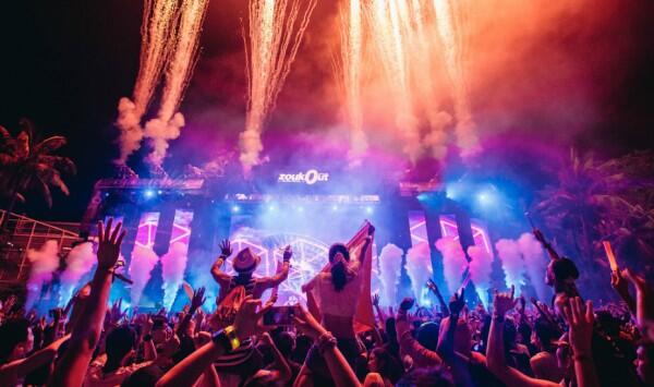 Penghujung Tahun 2017 Jadi Syurganya Penikmat Musik Ajeb-Ajeb, Mau Gan?