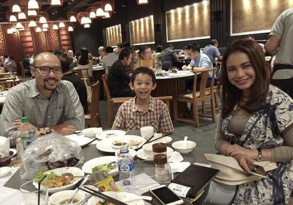 Meski Cerai, 5 Artis Ini Rayakan Momen Penting Bersama Anak