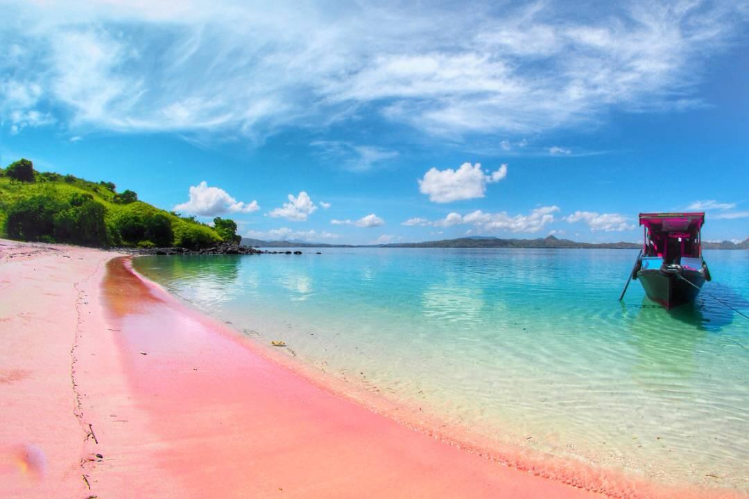 Kata Siapa Pasir Pantai Cuma Berwarna Putih?