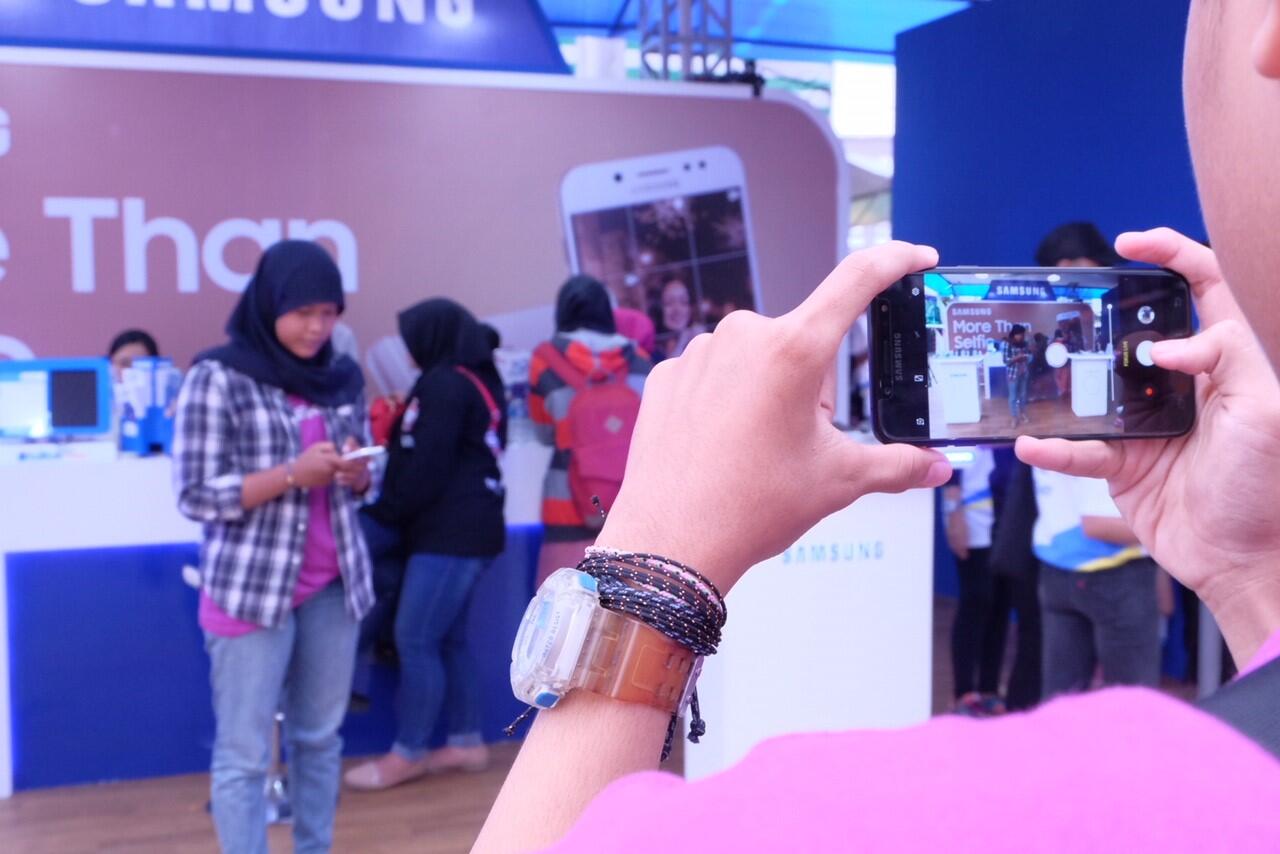 KasakKusuk di KASKUS bareng Samsung Galaxy J7+, Banyak Hadiahnya Gan!