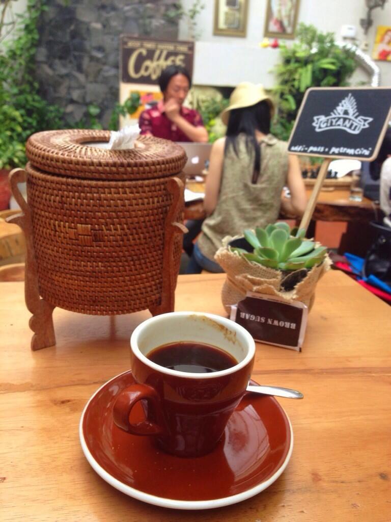 12 Kedai Kopi Enak di Jakarta yang Bikin Instagram Kamu Makin Hits