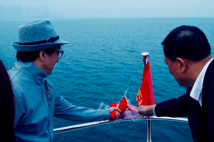 (Tajirr Melintirr) Usai Jet Pribadi ,Jackie Chan Beli Kapal Pesiar Mewah