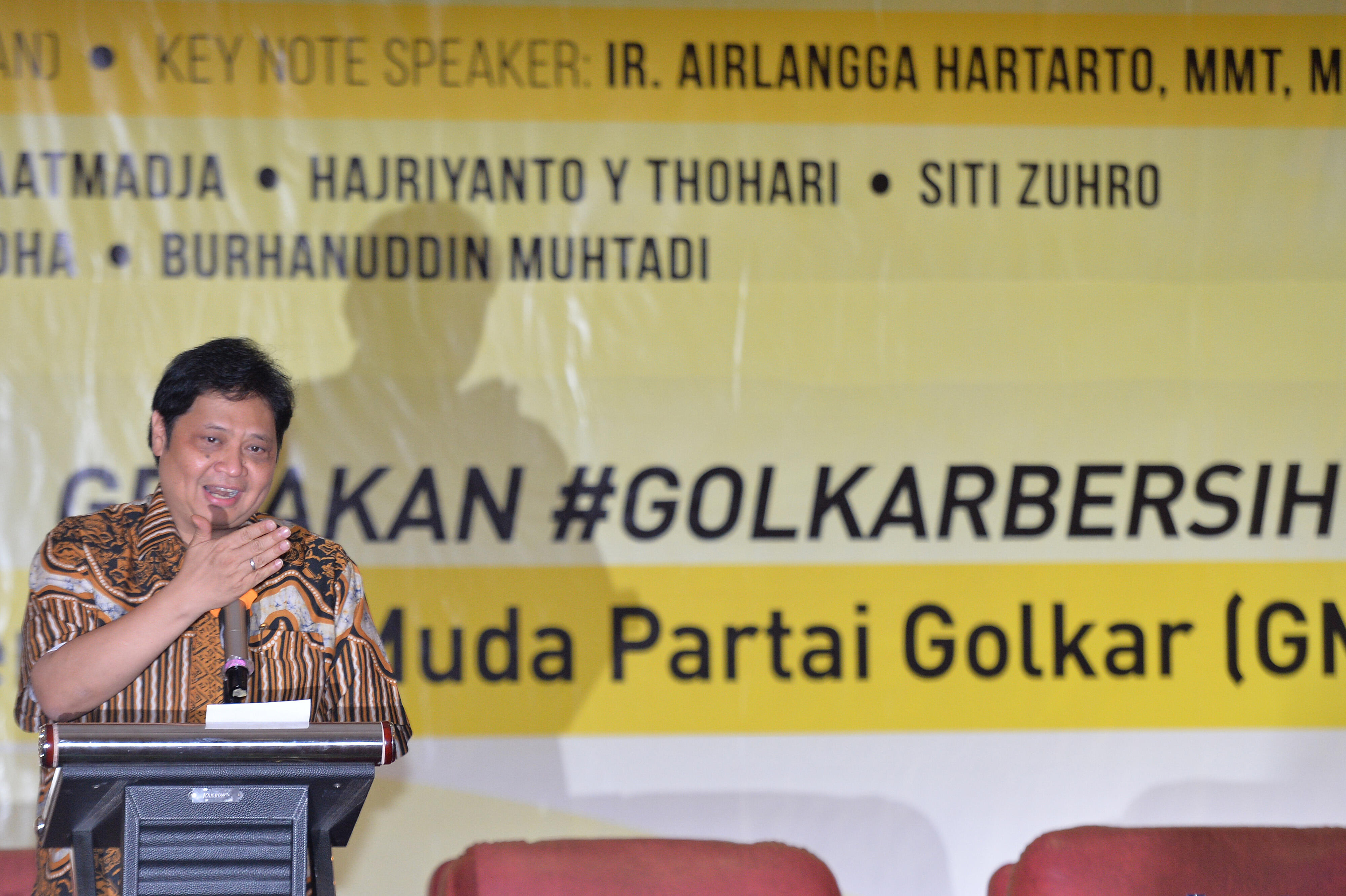 Airlangga Undang Presiden Jokowi Hadiri Munaslub Golkar