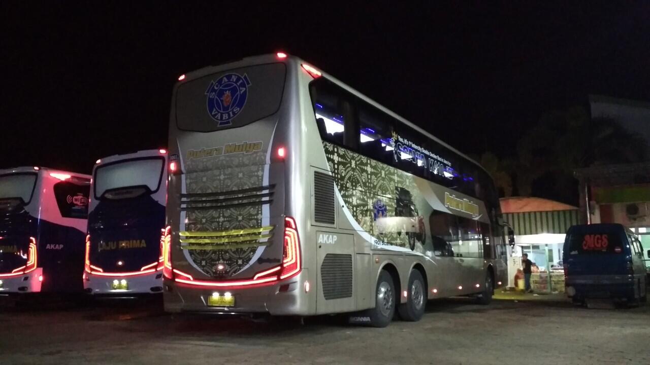 Pengalamana Pertama Dengan Double Decker