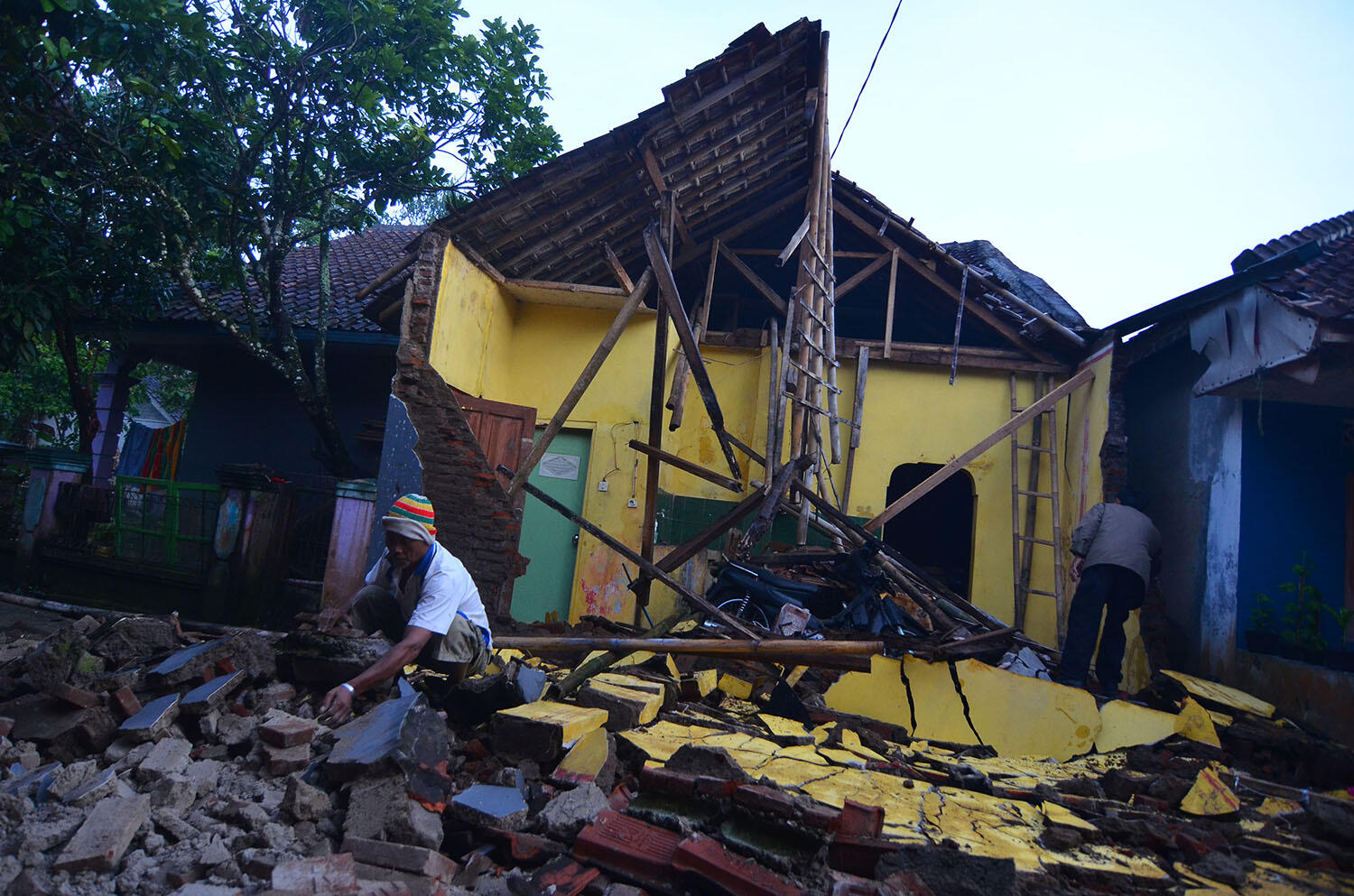 Ini Penyebab Gempa Bumi di Jawa Barat dan Jawa Tengah