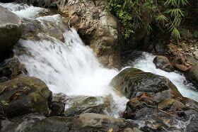 Sekali Mendaki, Dua Tiga Curug Terlampaui #KASKUStravelstory