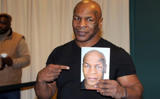 Mike Tyson Nyaris Pukul KO Brad Pitt Gara-gara Ketahuan Bersama Istrinya