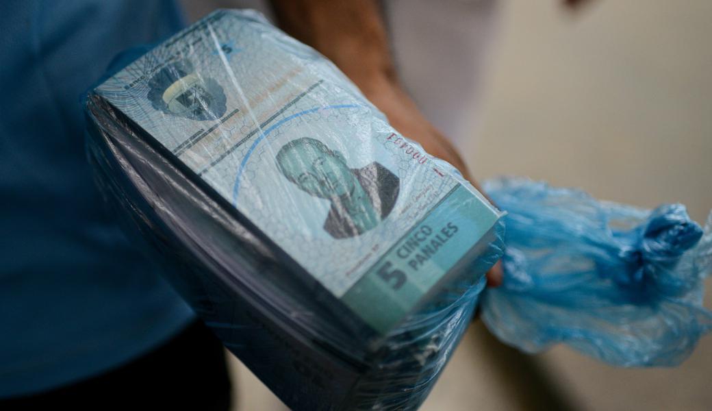 Inflasi Parah di Venezuela, Masyarakat Lokal Ciptakan Mata Uang Baru