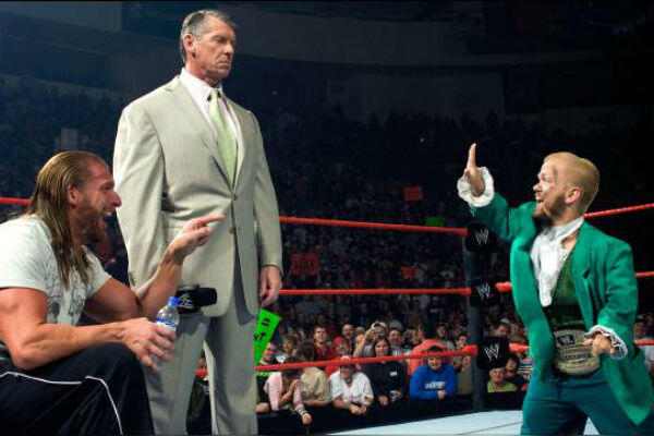 Beberapa storyline atau cerita dalam WWE yang akhirnya dibatalkan