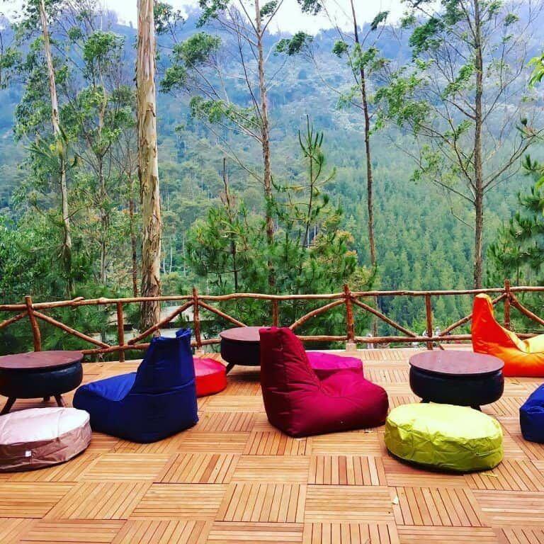 Liburan Ke Lembang Bandung (The Lodge Maribaya) Bersama Kekasih #KASKUStravelstory