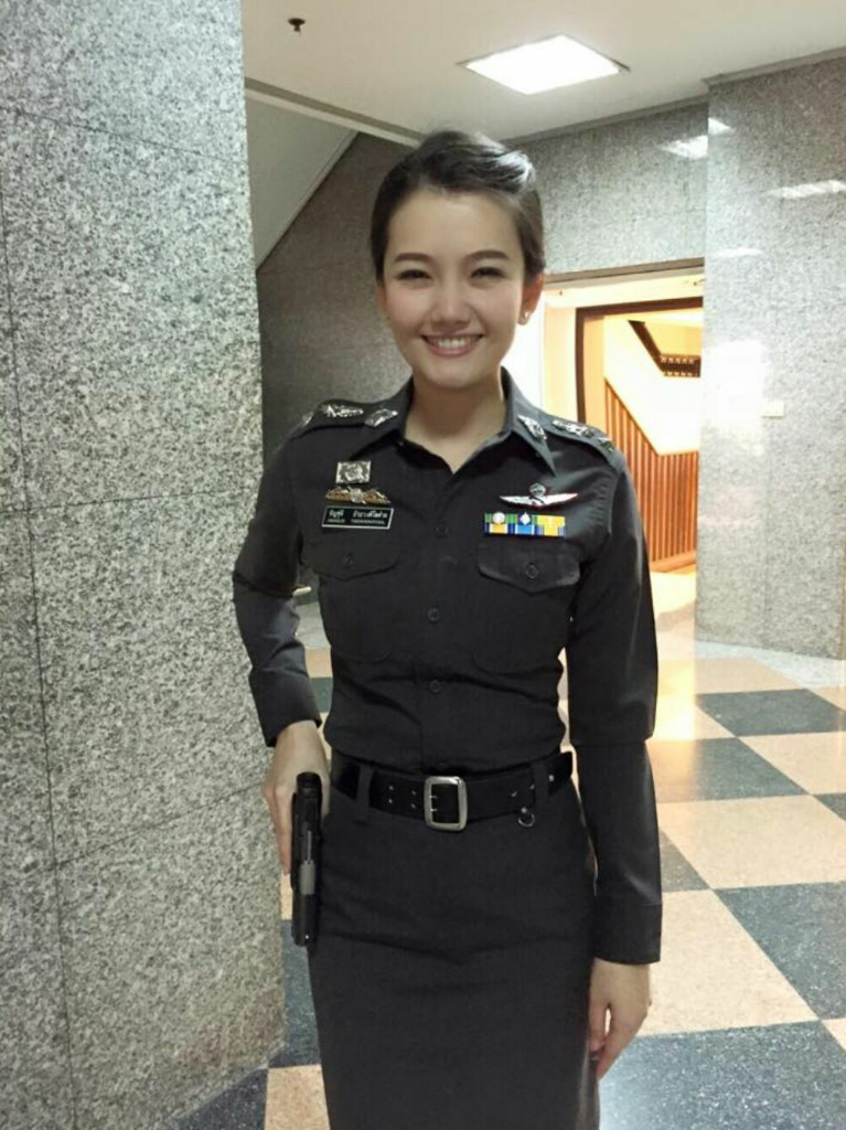 "Hot Police Ladies" Di Beberapa Negara ASEAN Ini Bakal Membuat Gansis Rela Ditangkap