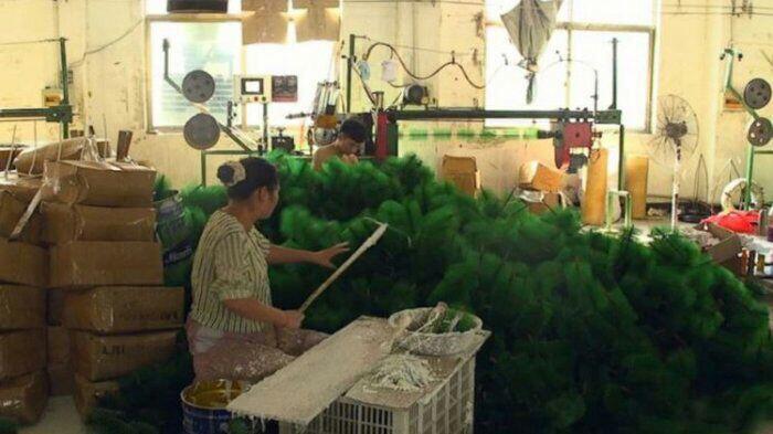 China Jadi Pemasok Dekorasi Natal Terbesar di Dunia