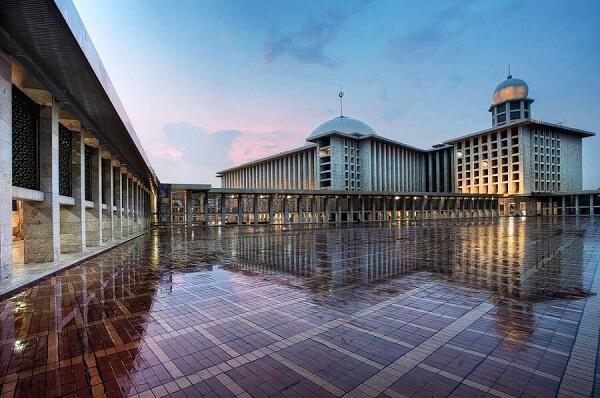 Ini Lho Masjid Ikonik Yang Ada Di Jakarta...