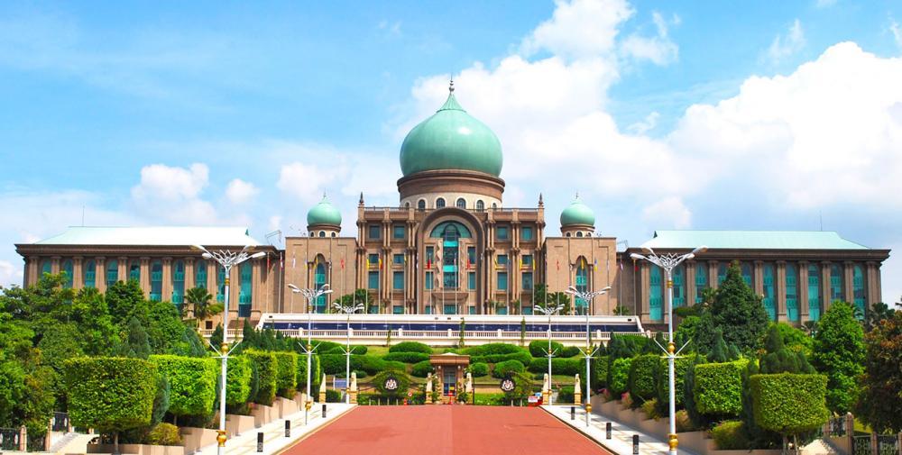 Putrajaya “The Intelligence Garden City” di Malaysia