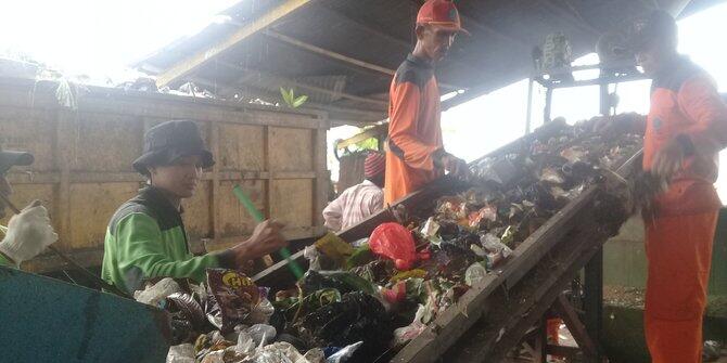 Salut, di tangan lulusan ITB ini masalah sampah di Jateng beres