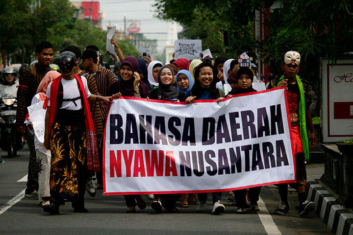 11 Bahasa Daerah Alami Kepunahan